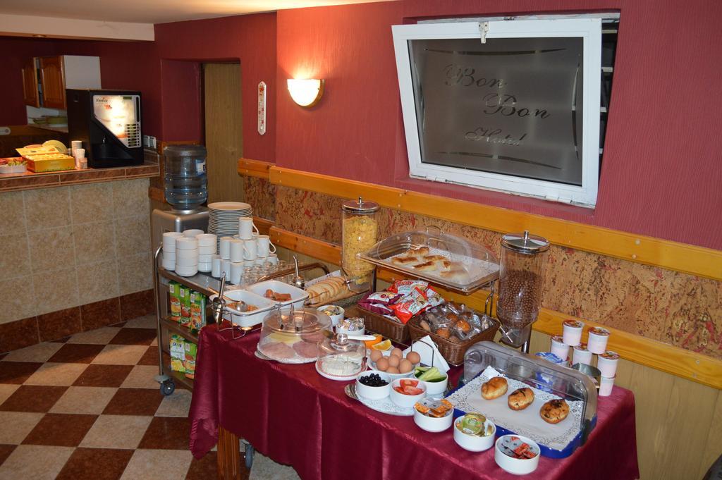 Bon Bon Hotel Sofia Eksteriør billede